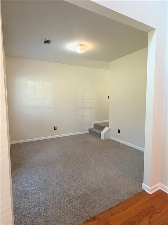 165 Clairidge Cir - Photo 3 of 21