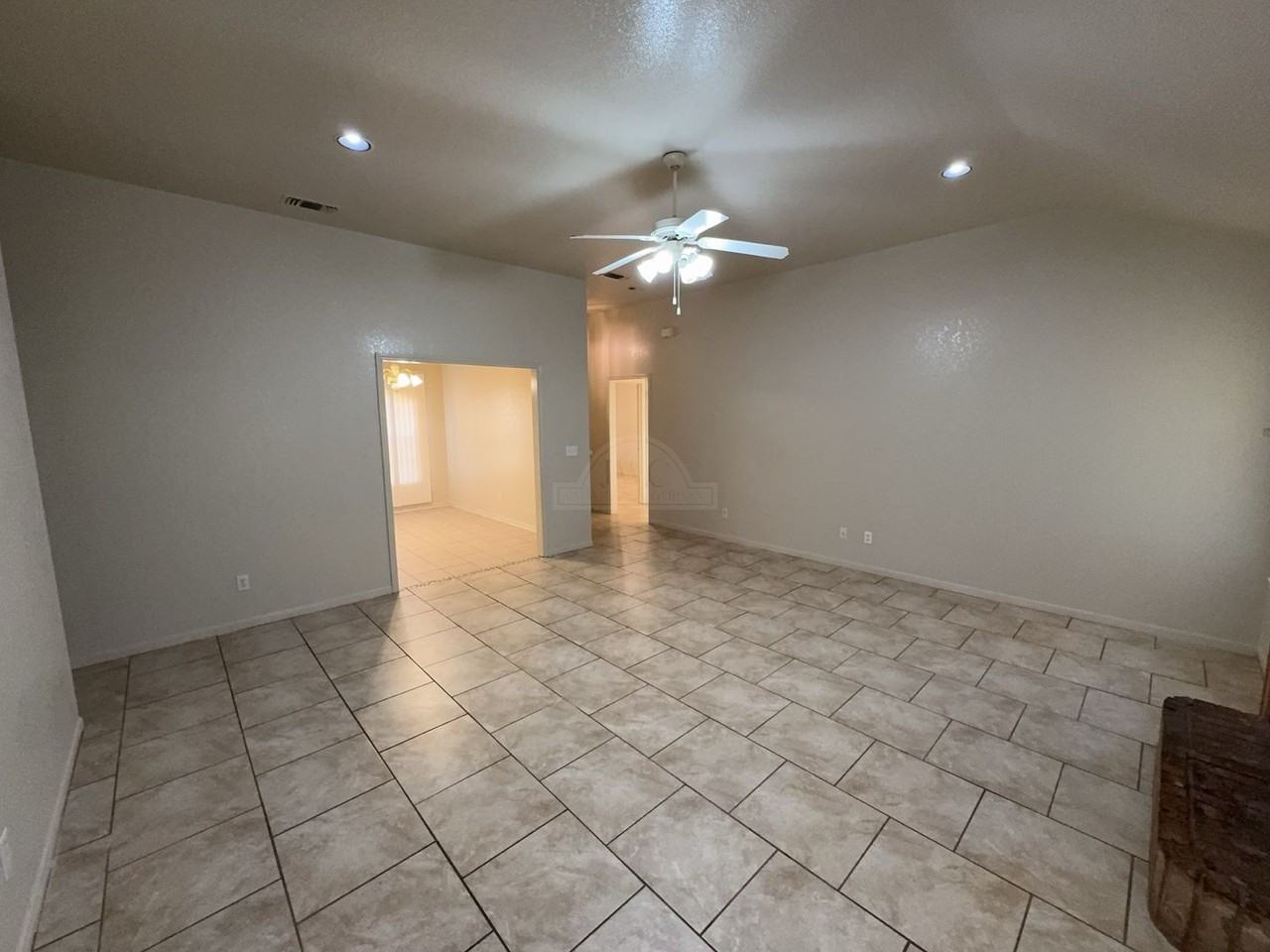 2700 Diaz Dr - Photo 5 of 25