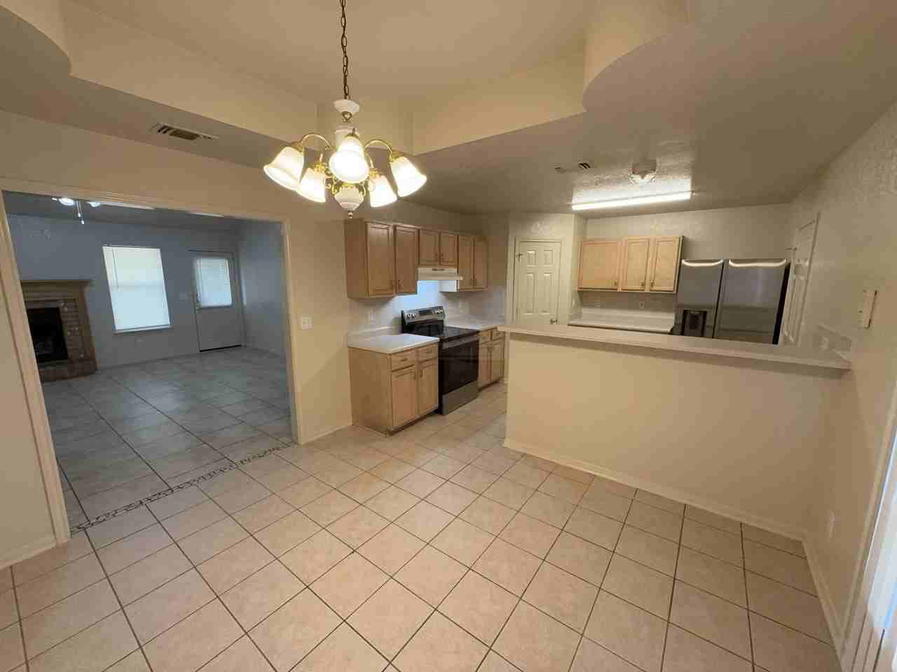 2700 Diaz Dr - Photo 7 of 25