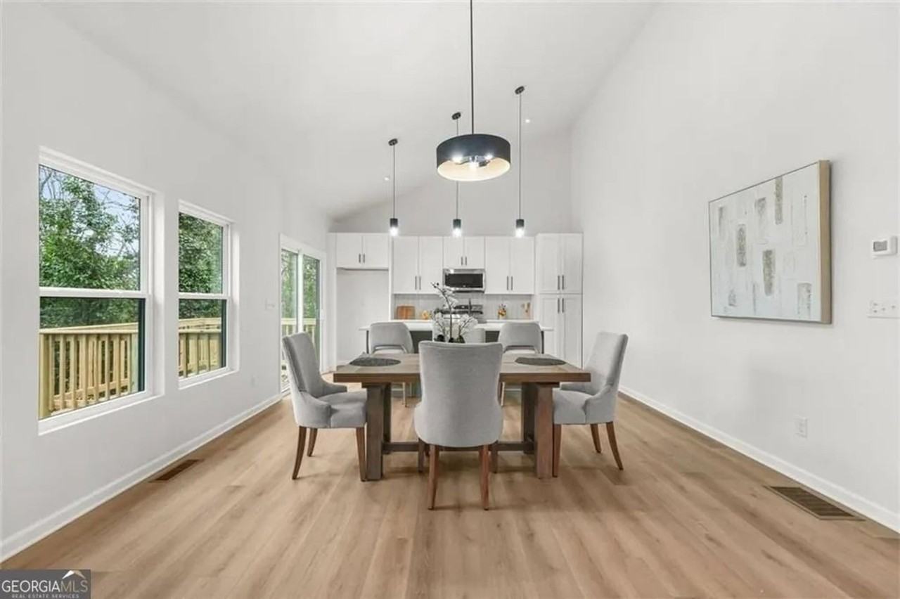 1674 Mary George Ave Nw ##Nw - Photo 6 of 31