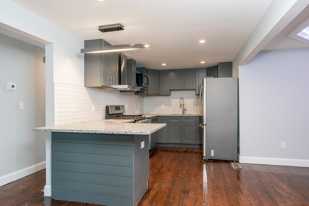 176 Montowese Ave - Photo 2 of 36