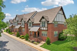 featured image of 1726 10th St E