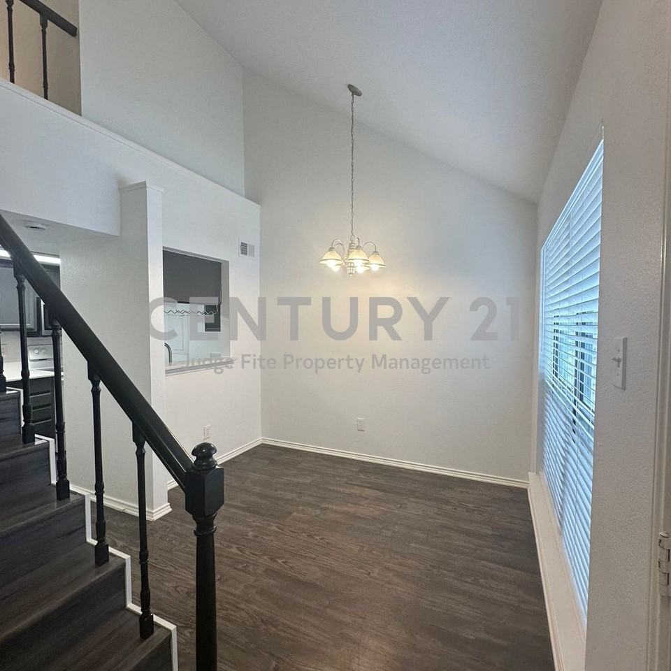 449 Harris Dr #101J - Photo 4 of 21