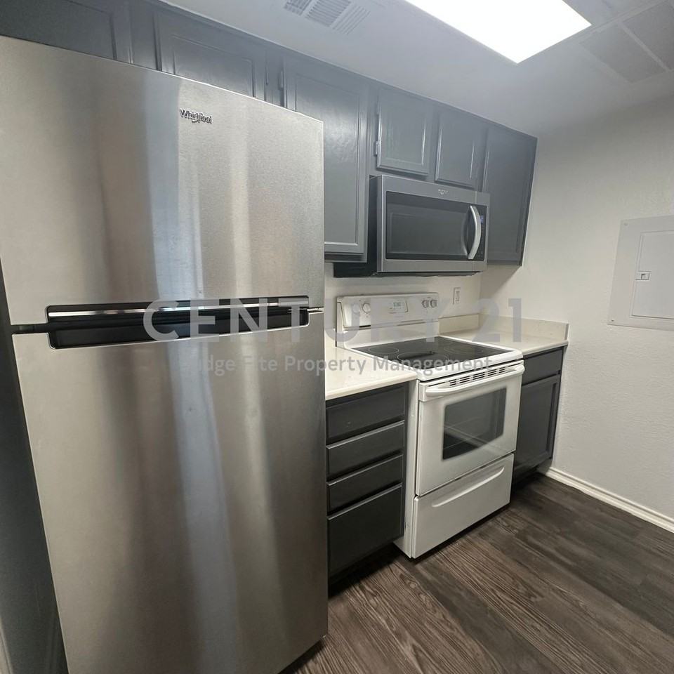 449 Harris Dr #101J - Photo 6 of 21