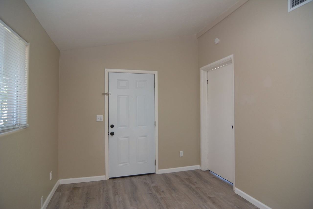 3310 E Bellevue St #1 - Photo 2 of 15