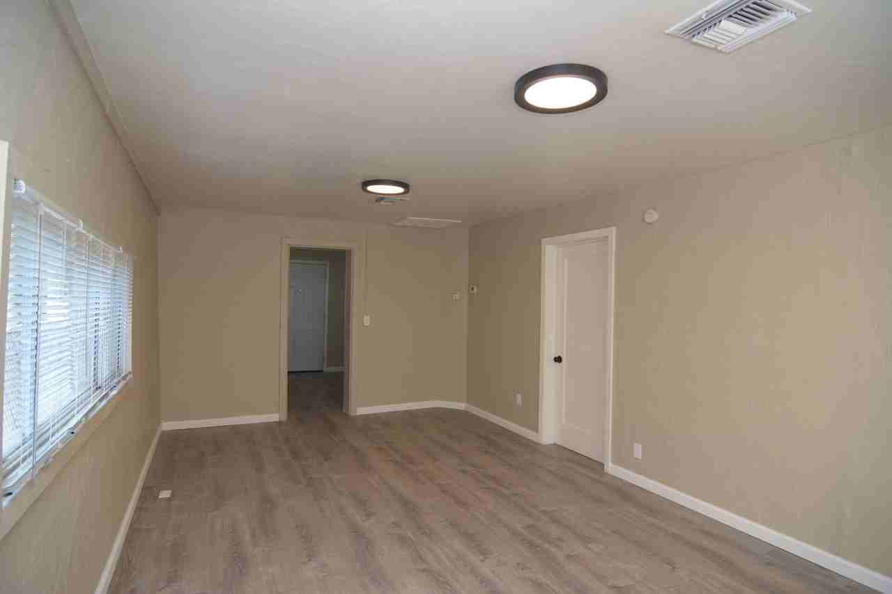 3310 E Bellevue St #1 - Photo 5 of 15