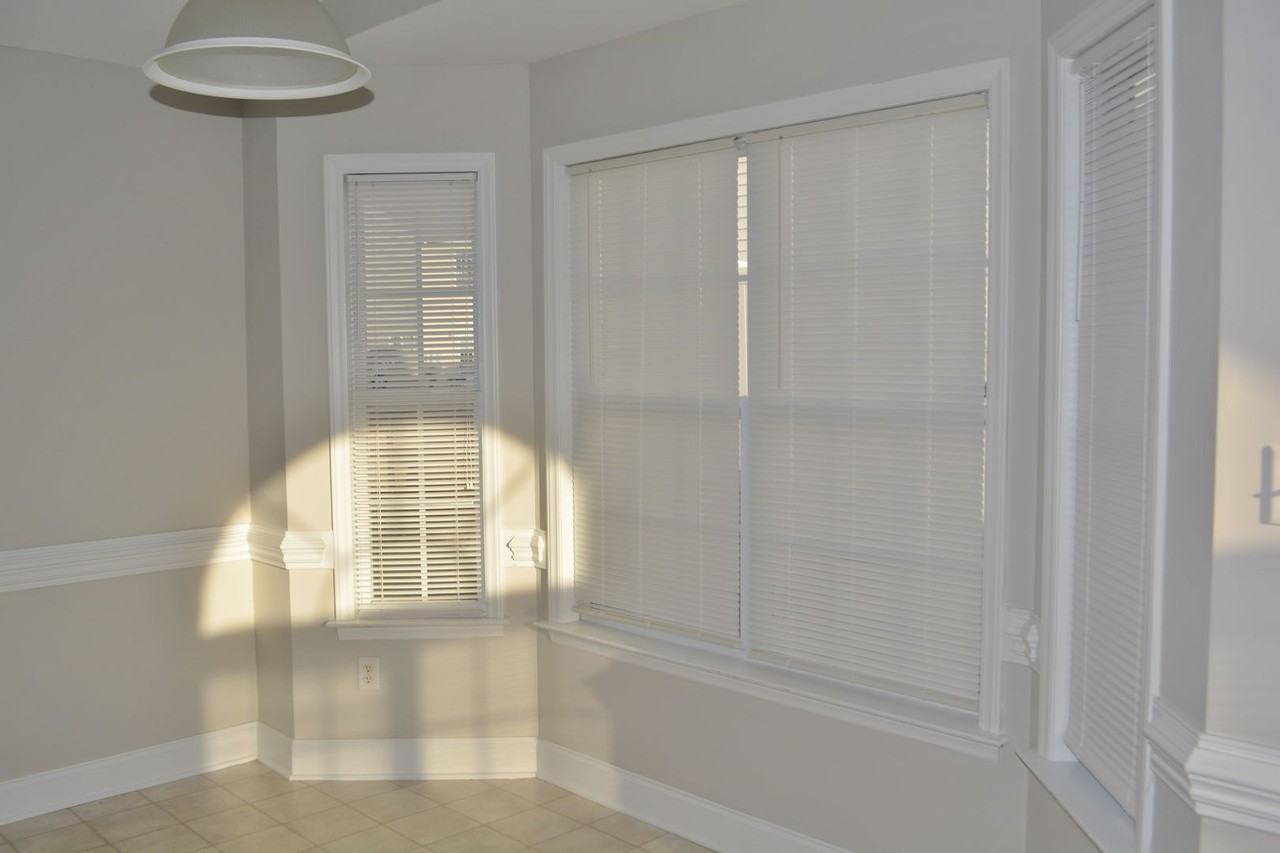 178 Ariel St - Photo 6 of 29