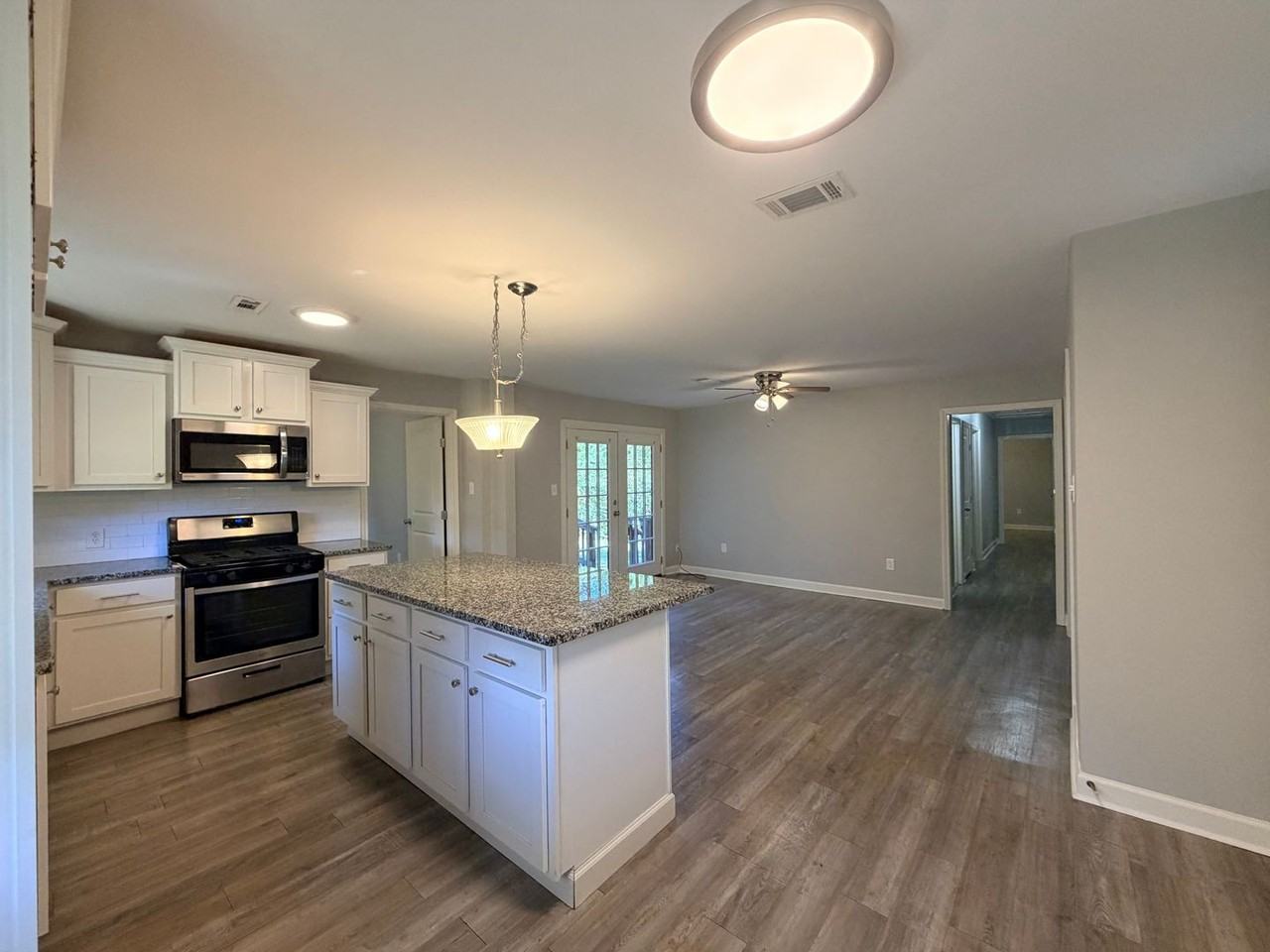 1515 Mill Rd - Photo 6 of 18