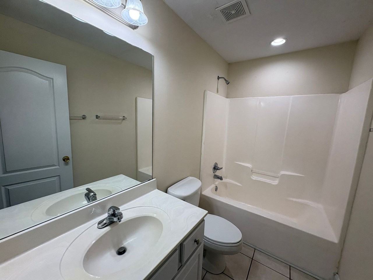 170 Mandy Dr - Photo 5 of 15