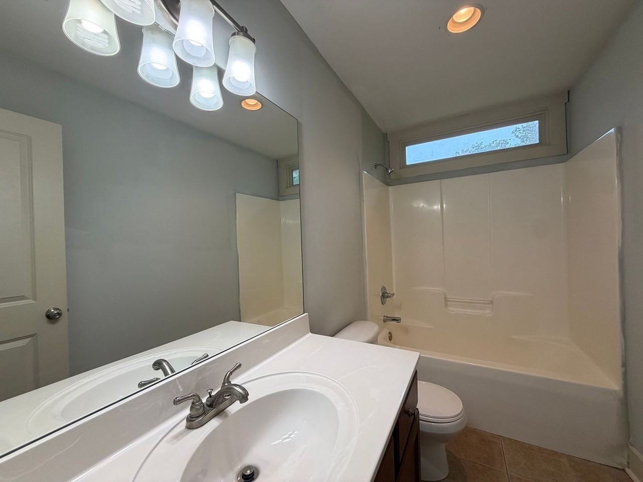 479 Atlanta Ave - Photo 6 of 13