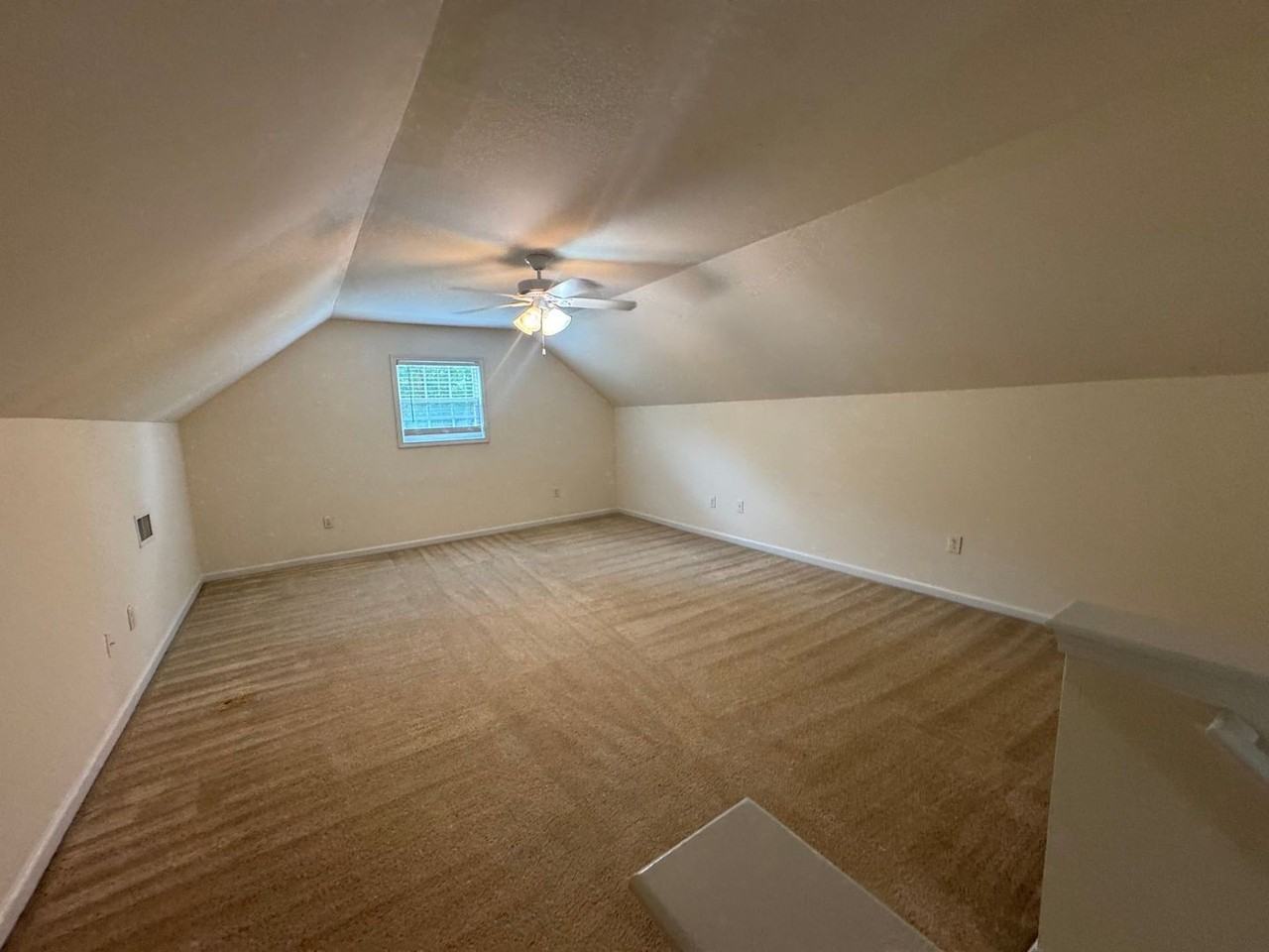 100 Pine Bark Ln - Photo 5 of 18