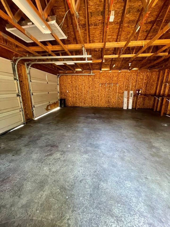 10100 Ainsworth Ave S - Photo 5 of 11