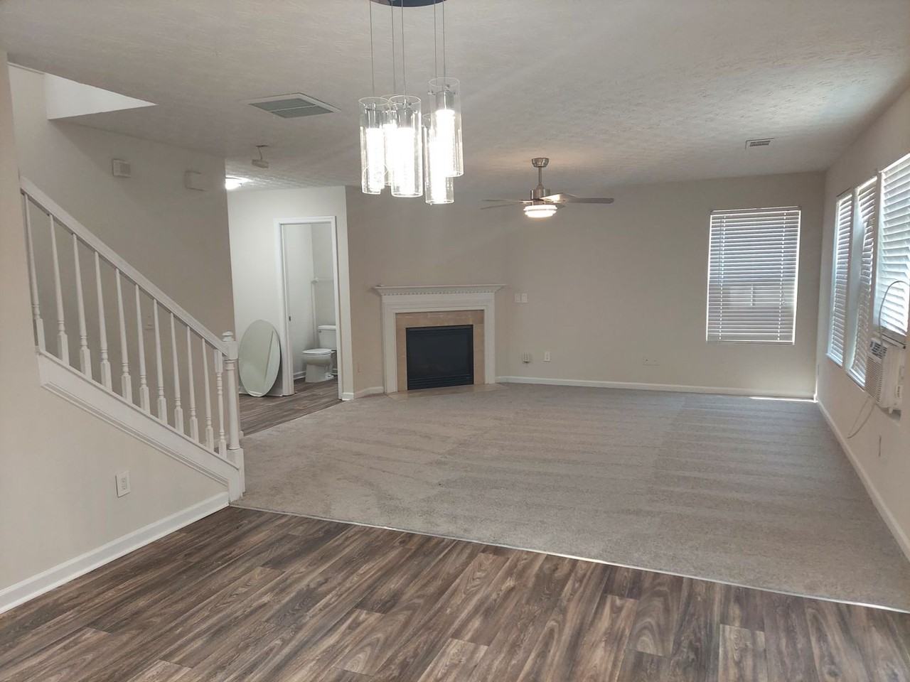 1190 Andrews Dr - Photo 3 of 20