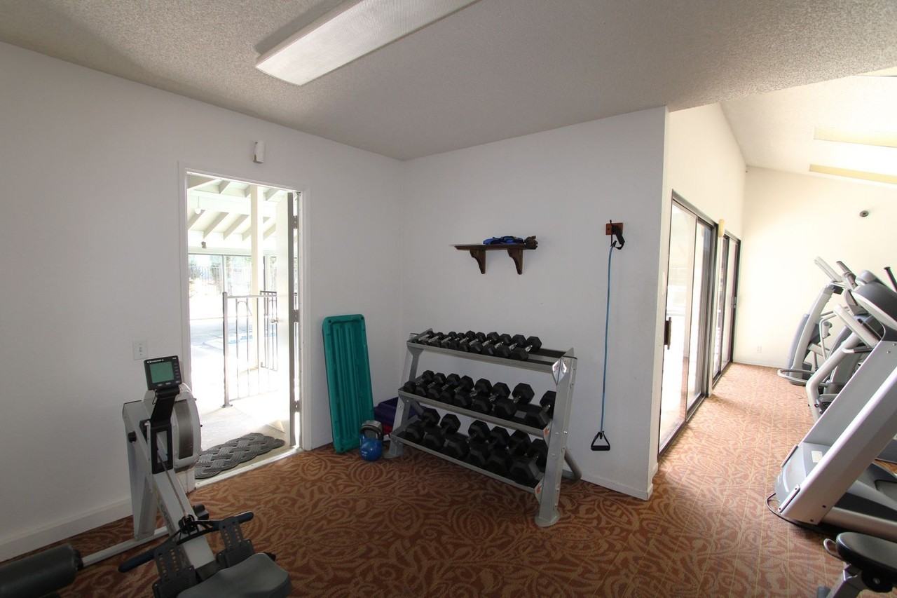 234 E Fern Ave #101 - Photo 4 of 23