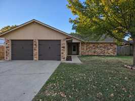 featured image of 10204 Exter Ave