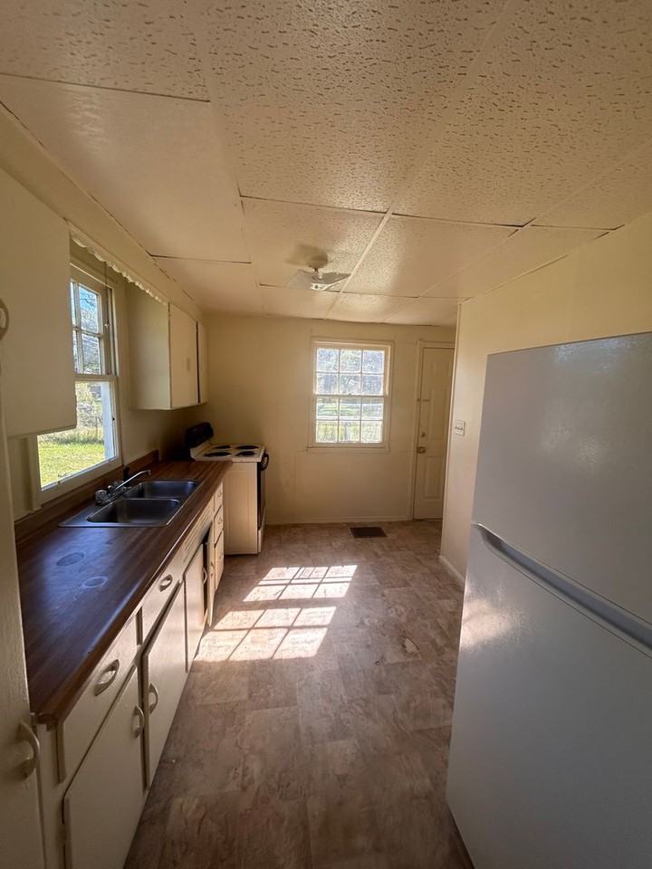 816 E Sherwood Ter - Photo 3 of 7