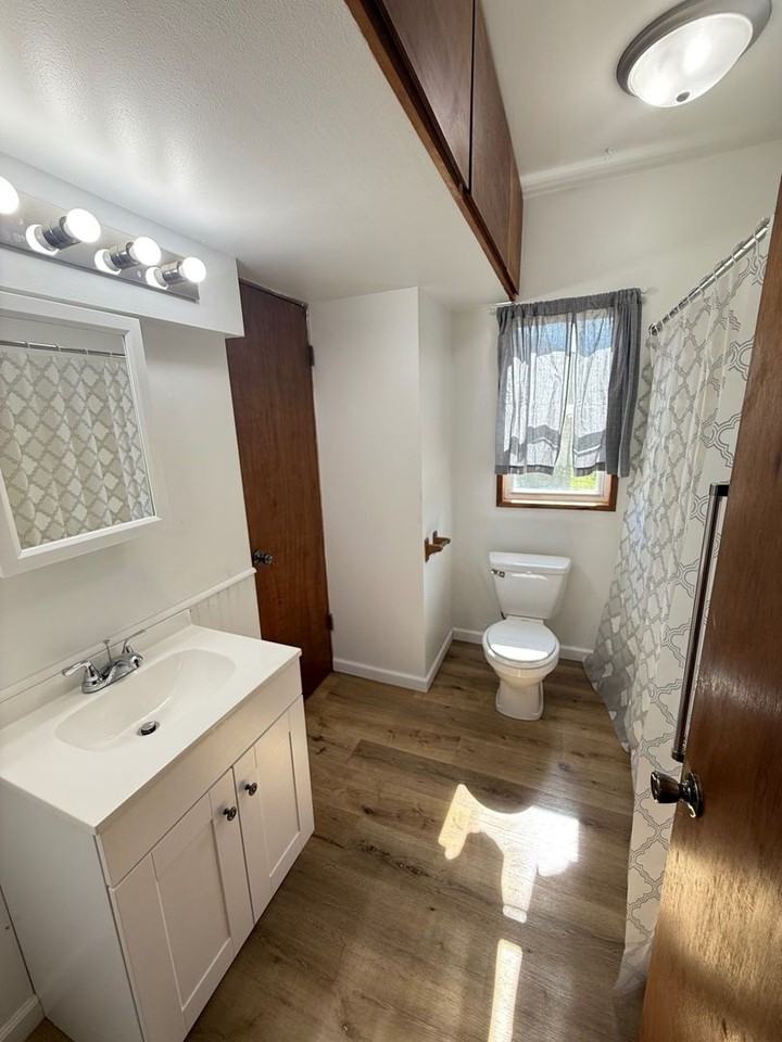 909 Finkle Ave - Photo 4 of 5