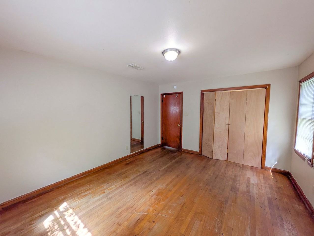 4295 Galveston St - Photo 7 of 11