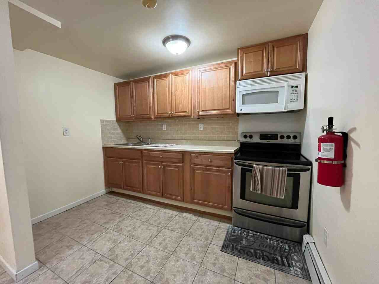 12 Southard St - Photo 2 of 3