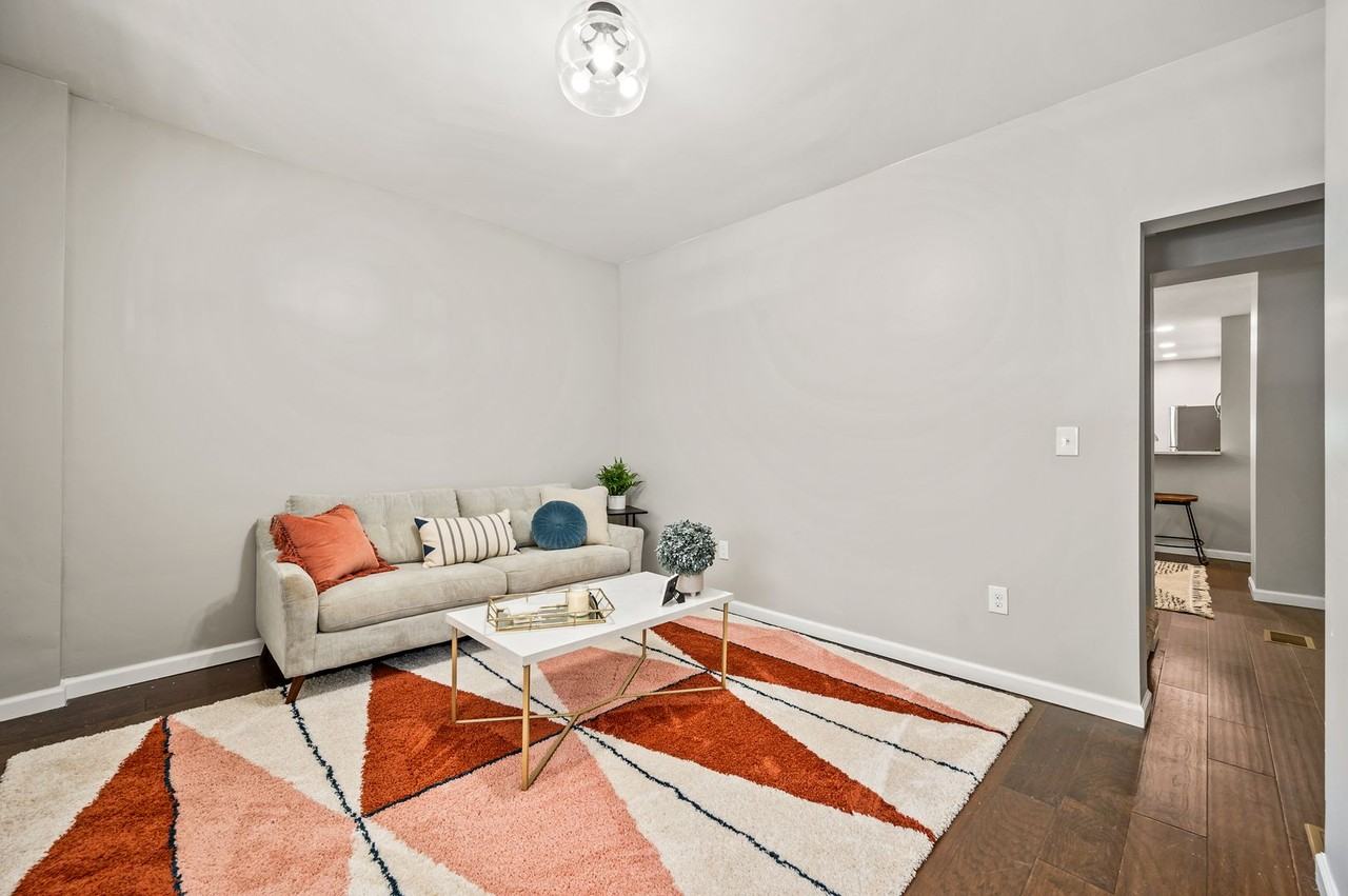 221 12th St - Photo 7 of 21