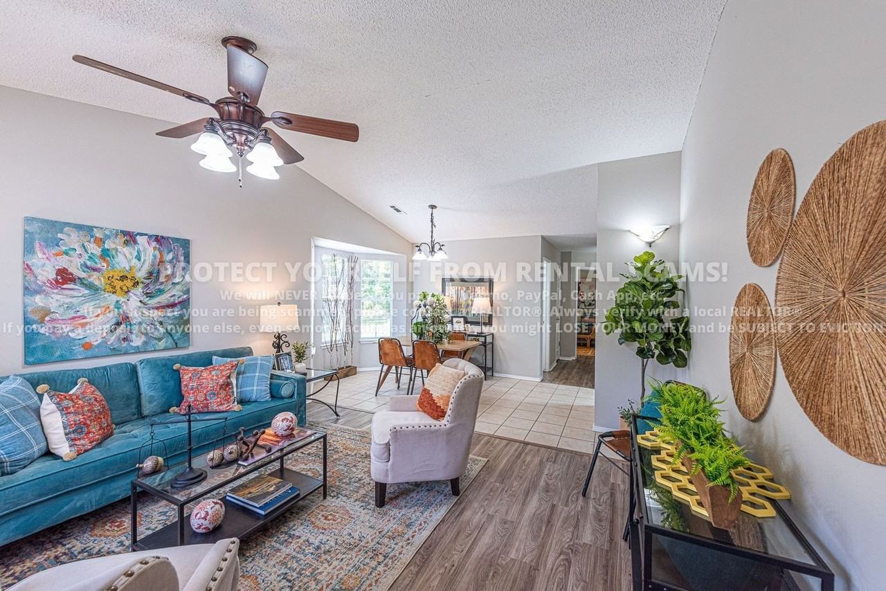 3206 W Oakfield St - Photo 5 of 17