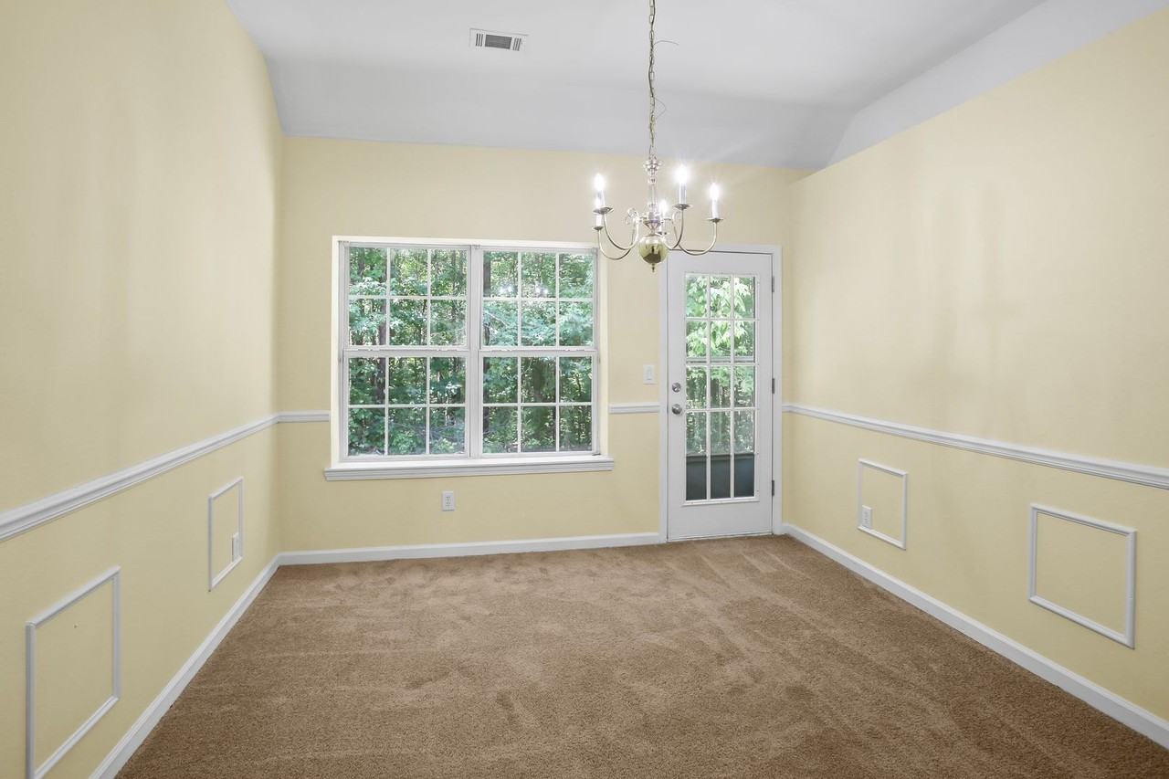 4633 Ravenwood Loop - Photo 7 of 26