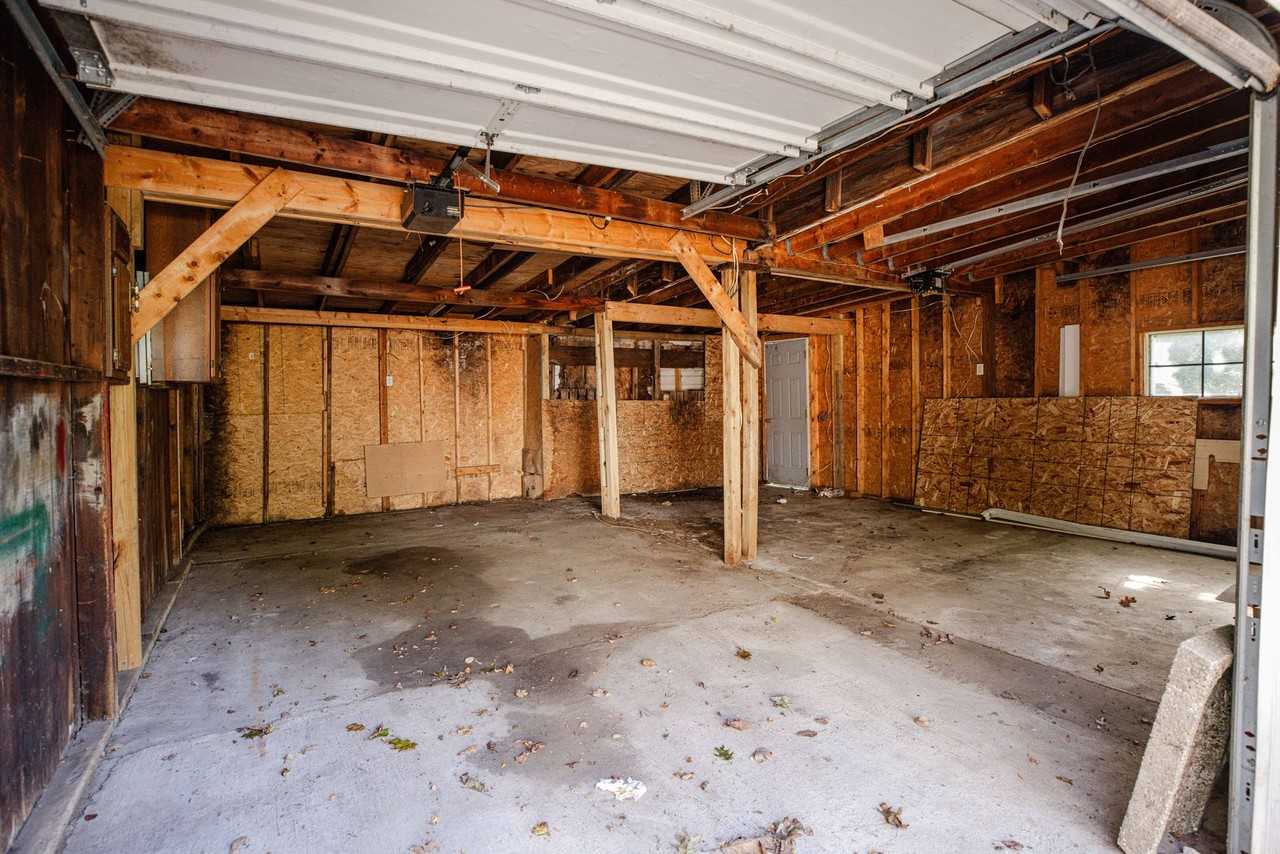 3840 Willys Pkwy - Photo 7 of 24