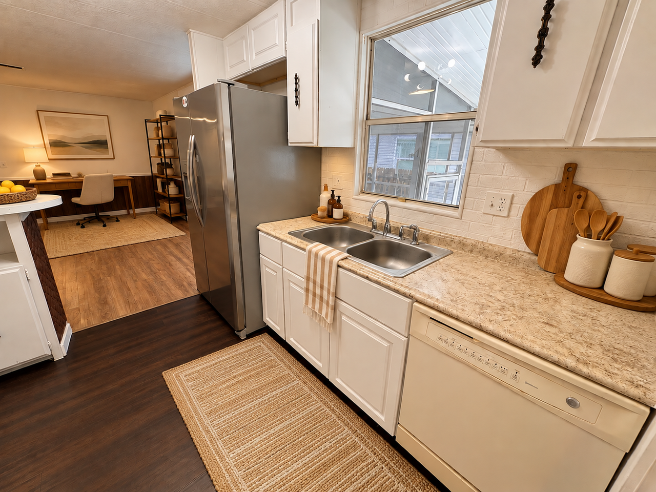 10911 Merrywood Dr - Photo 6 of 39