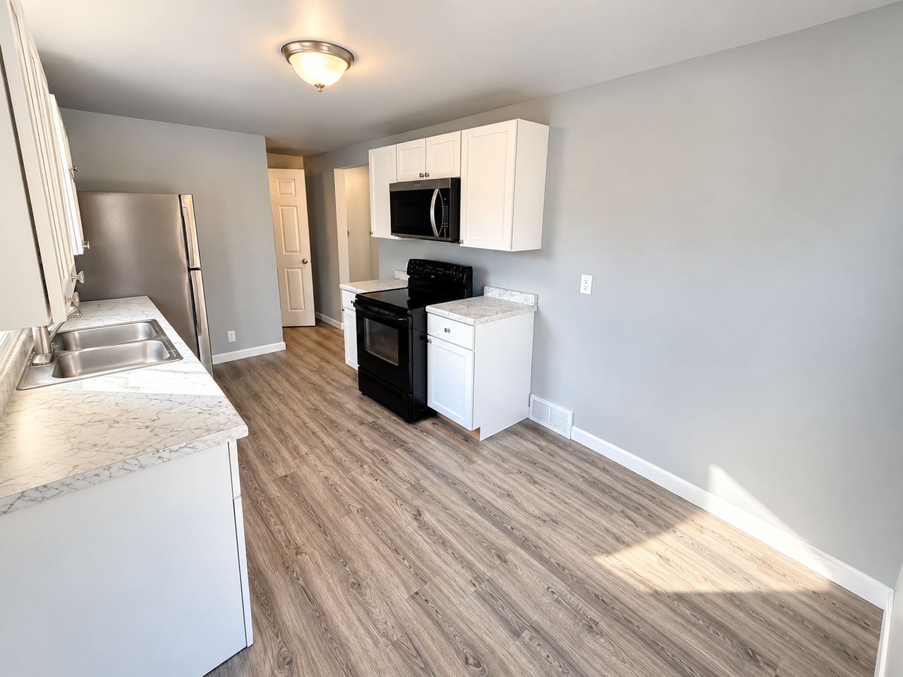 301 S Jefferson Ave - Photo 5 of 25