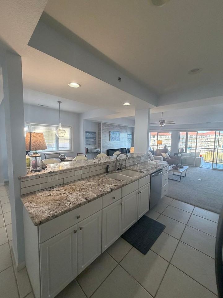 372 W Palisades Condo Dr #372 - Photo 2 of 22