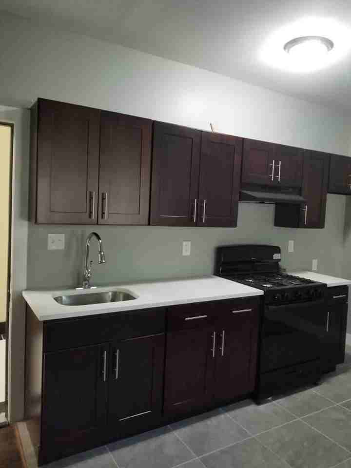 9 Vanderpool Street - Photo 2 of 5