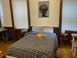 featured image of 435 S Graham St