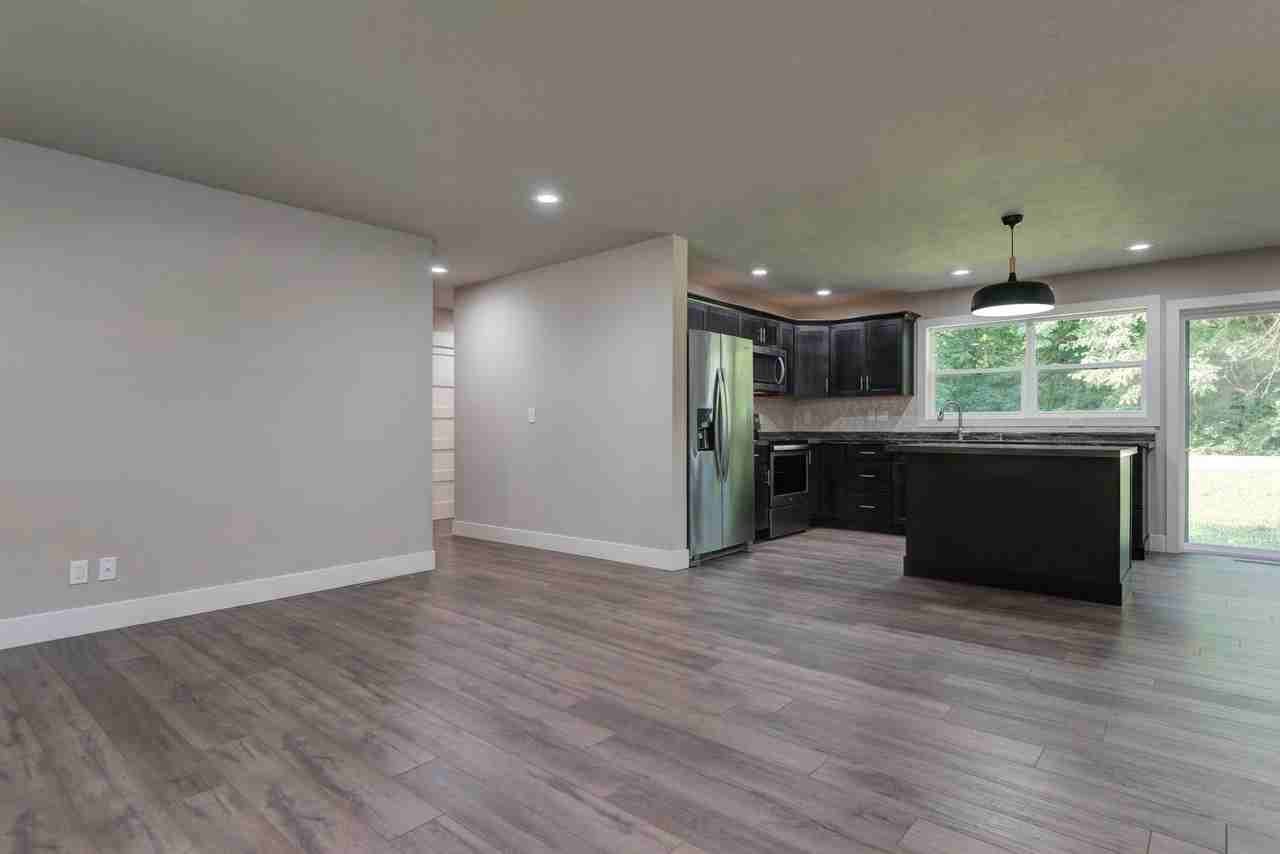 2634 E Sequiota St - Photo 5 of 17