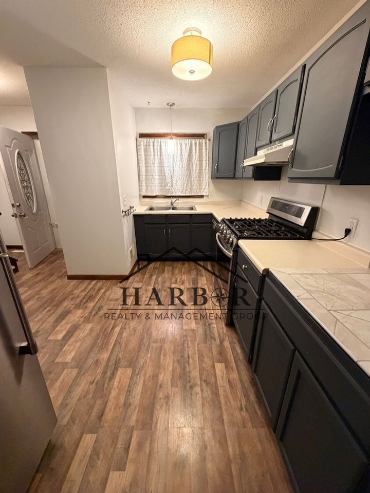 154 21st St Nw - Photo 3 of 24