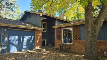 featured image of 636 Heather Ct