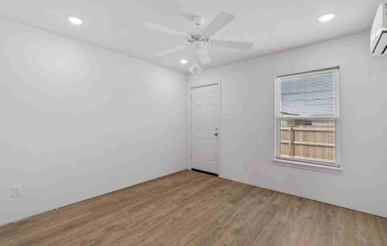 4125 Compton Ln #G - Photo 6 of 13