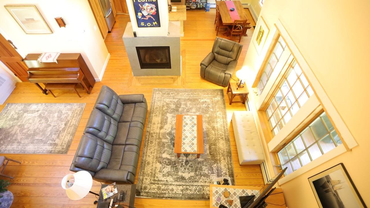 208 High Brook Rd - Photo 3 of 13