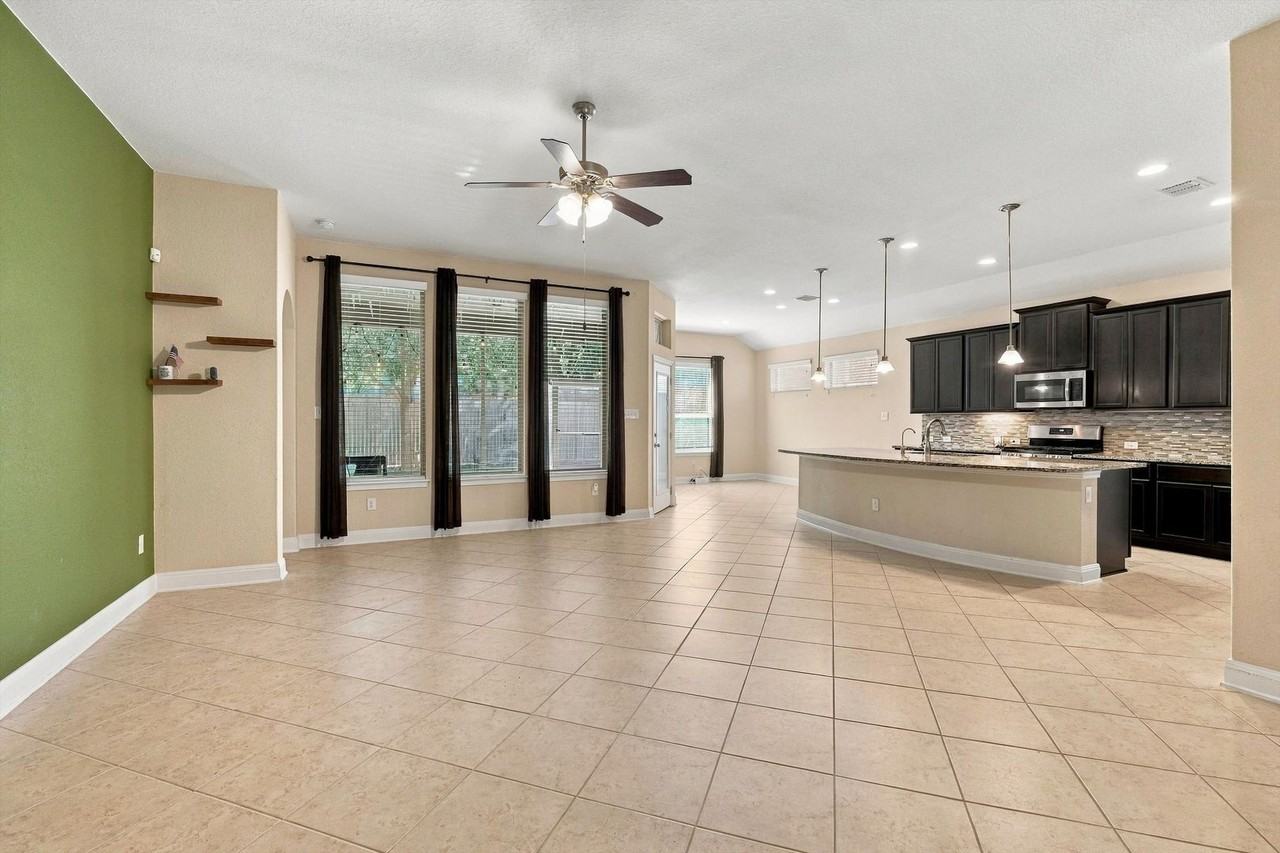2904 Mistywood Ln - Photo 6 of 28