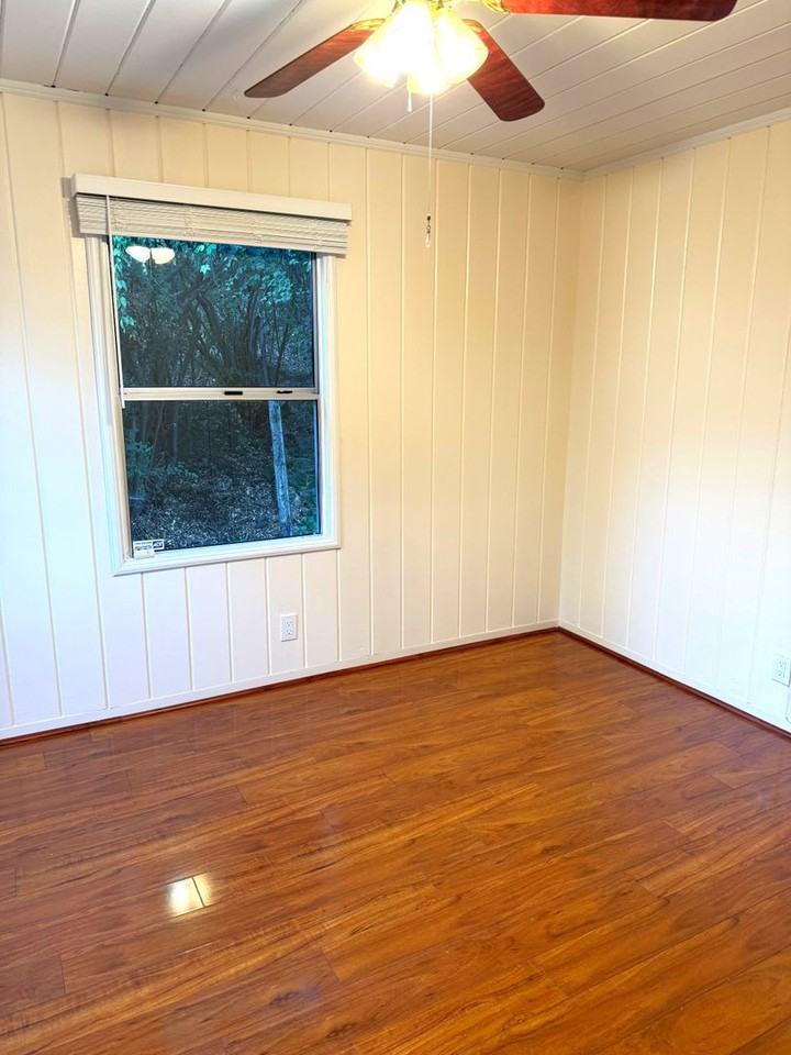 17250 Robey Dr - Photo 3 of 37