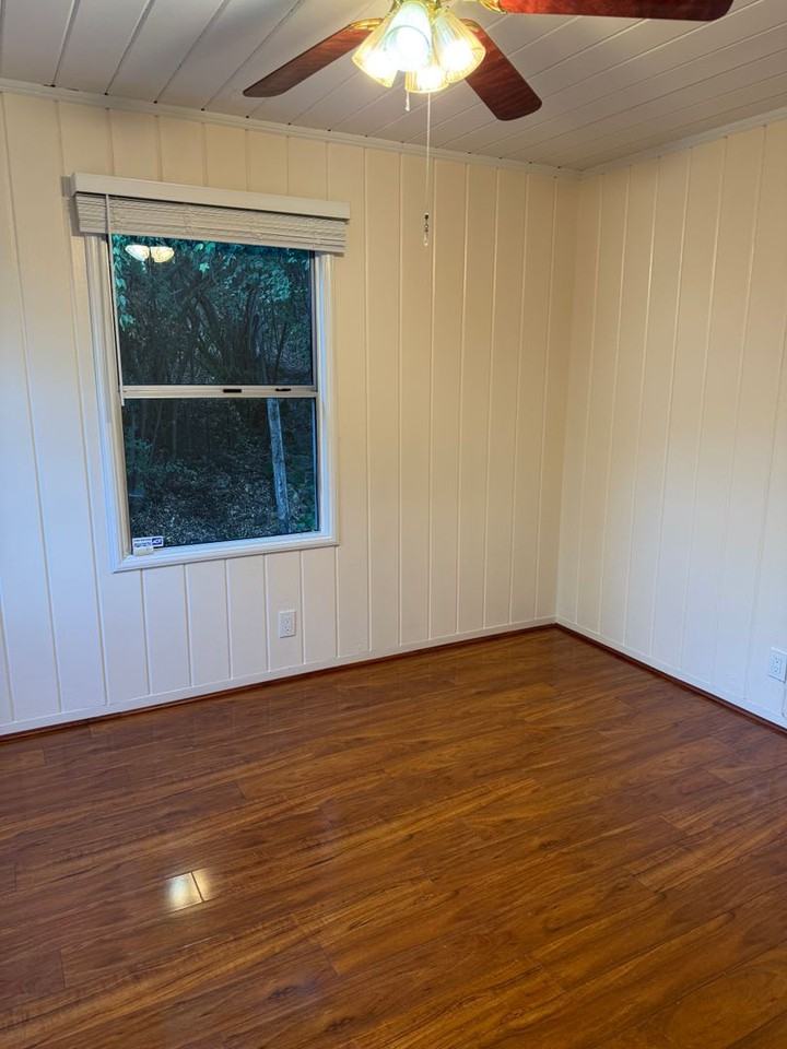 17250 Robey Dr - Photo 4 of 37