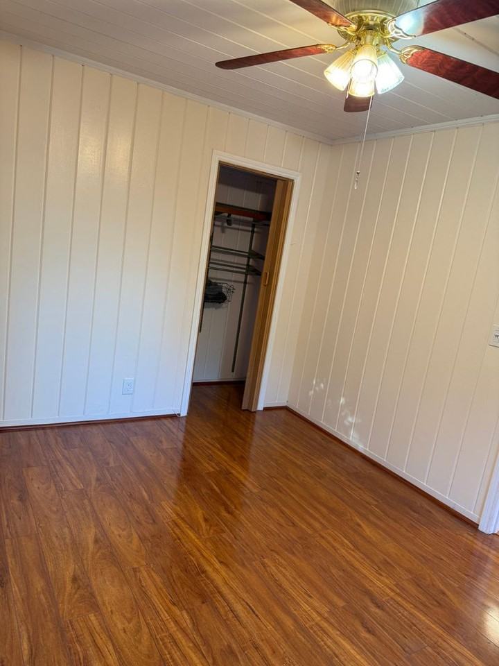 17250 Robey Dr - Photo 6 of 37