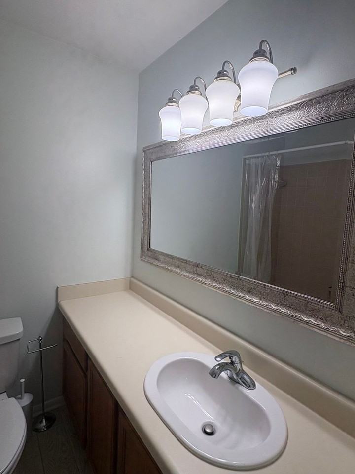 1800 17th St - Photo 6 of 15