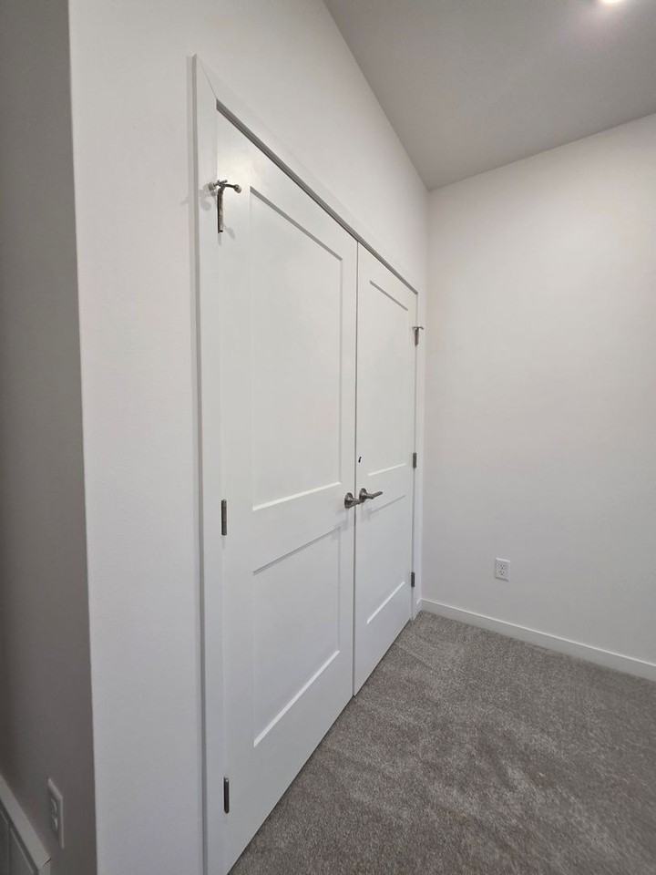 1505 Keystone Cir Ne - Photo 7 of 17