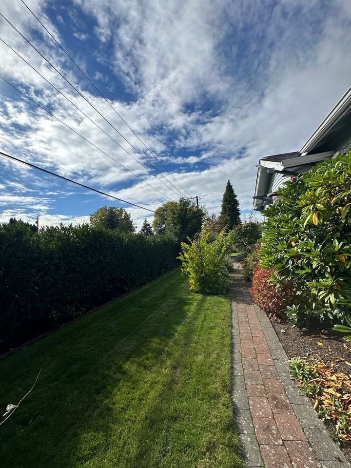 2900 Elm St - Photo 5 of 16