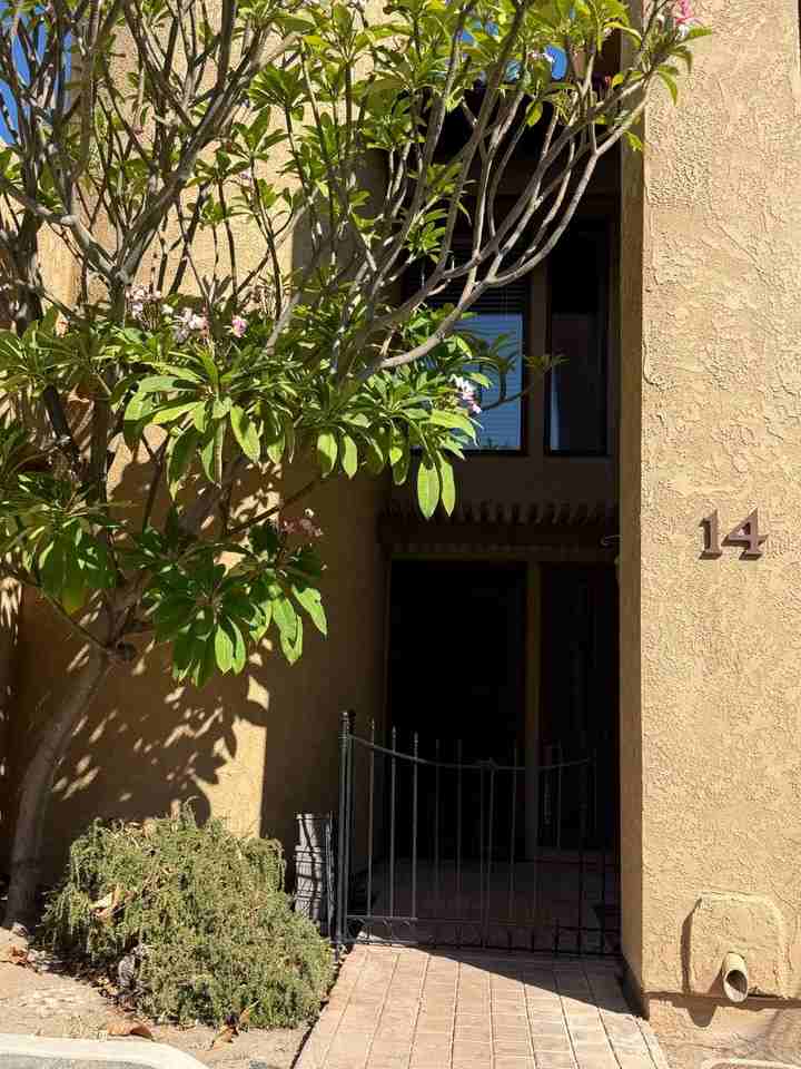 800 E Country Club Dr #14 - Photo 2 of 28