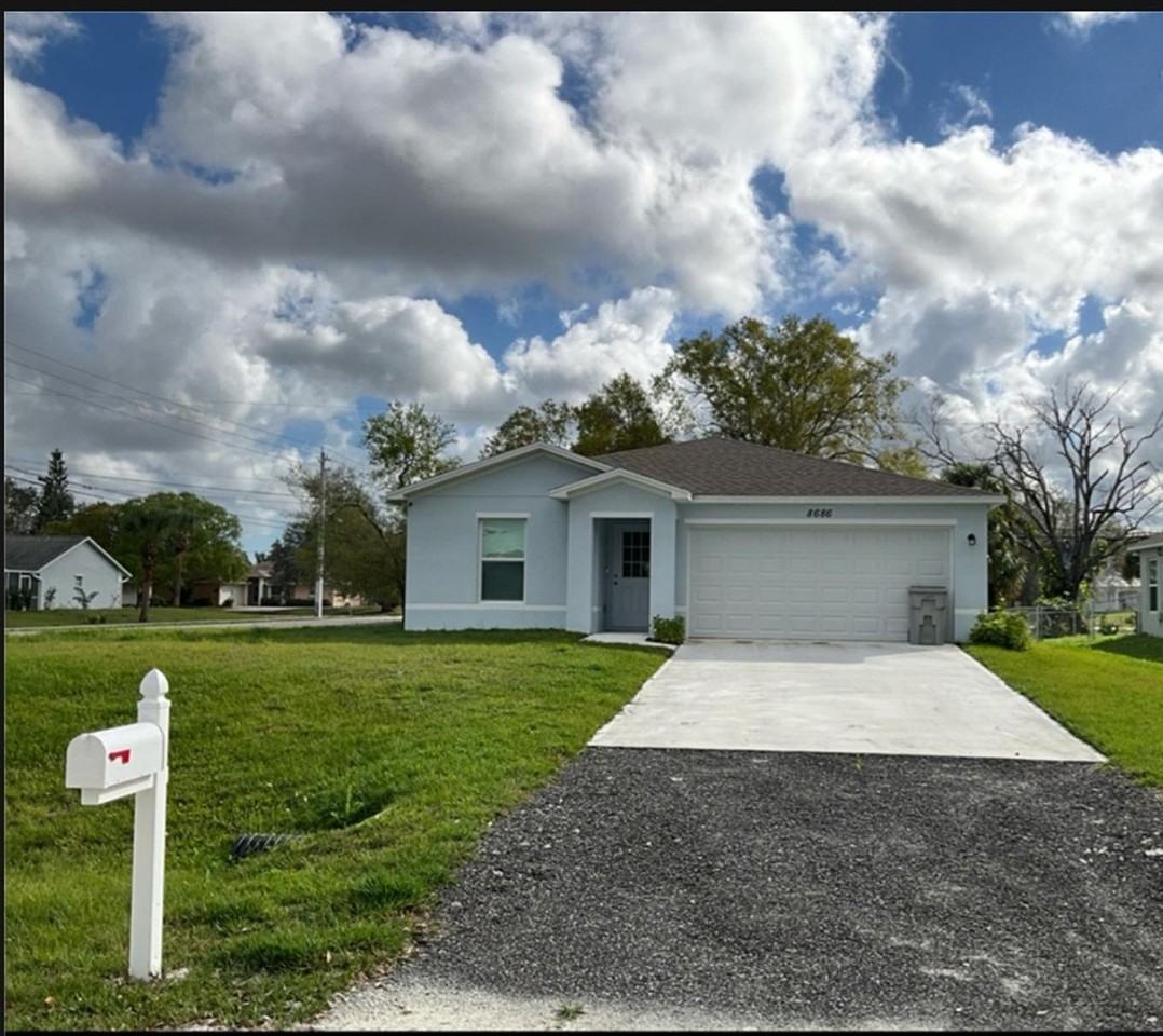 8686 99th Ct - Photo 2 of 25