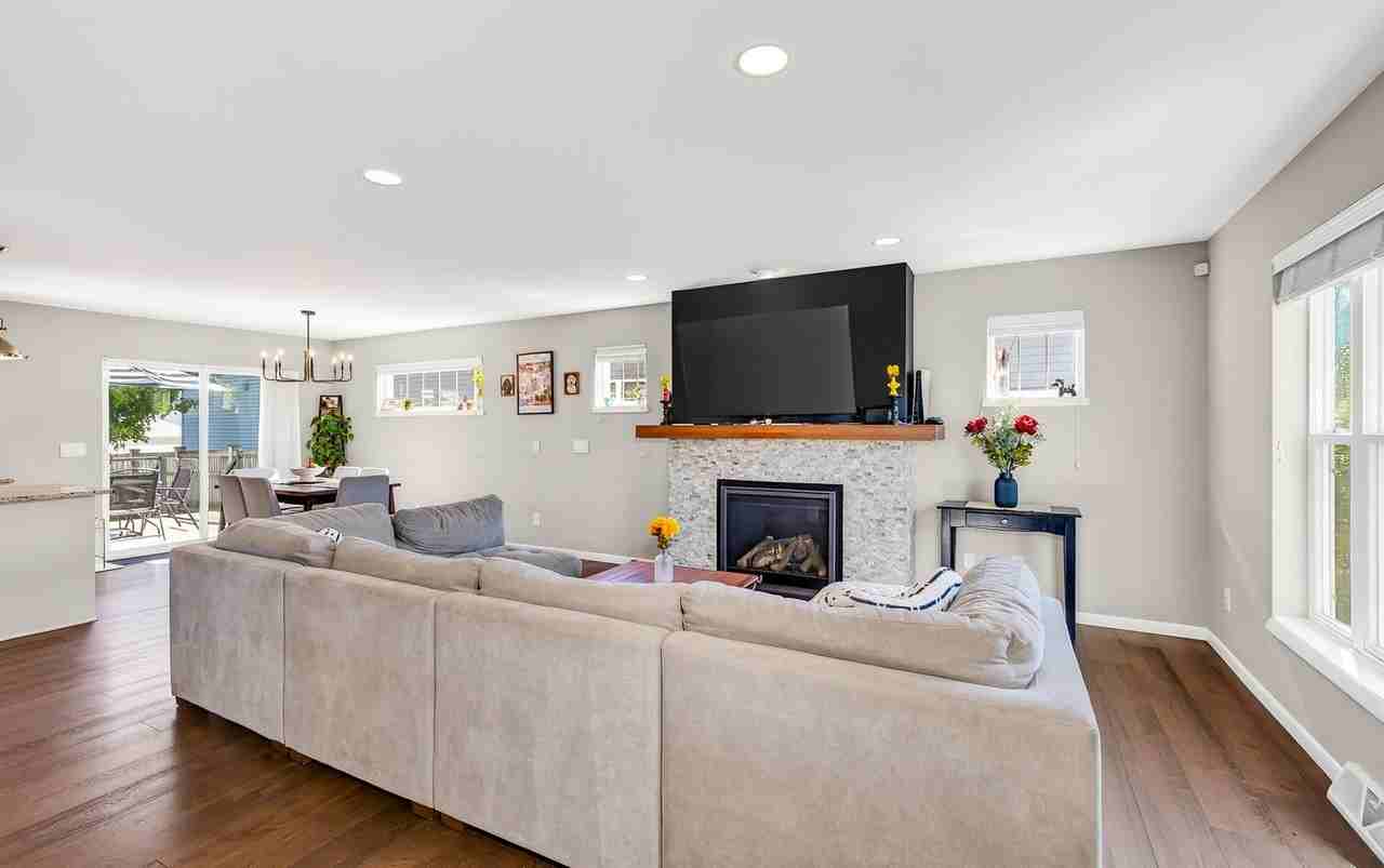 443 N Star Dr - Photo 4 of 38