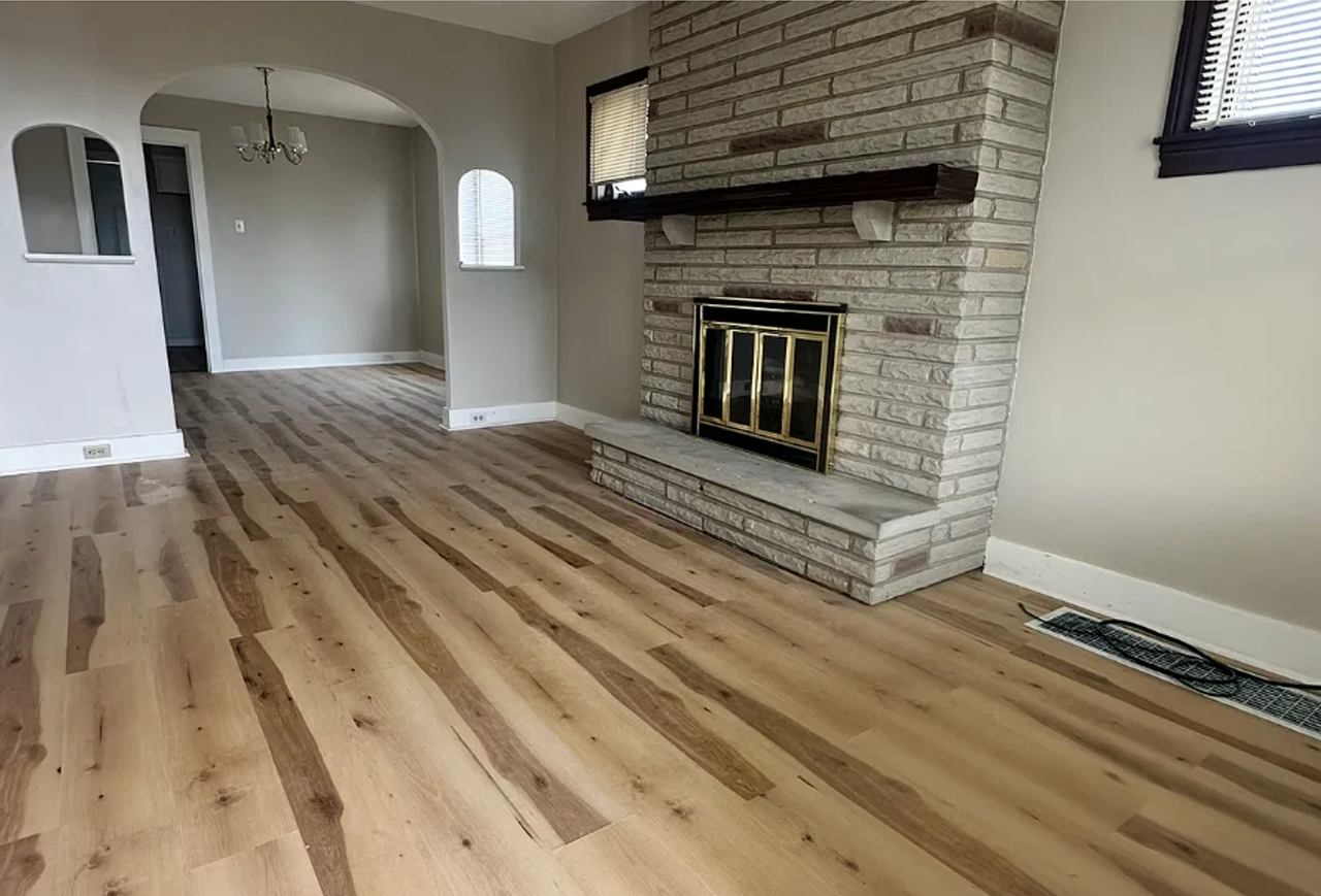 2732 Queensboro Ave - Photo 2 of 12