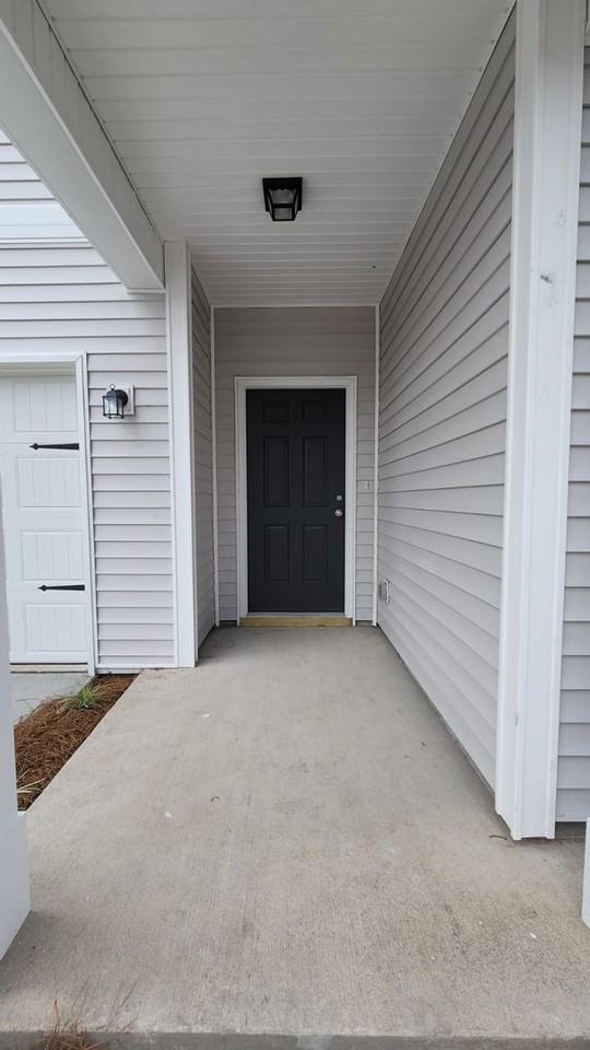 255 Renwick Loop - Photo 3 of 5
