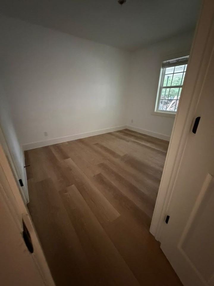 208 Irene St - Photo 3 of 4